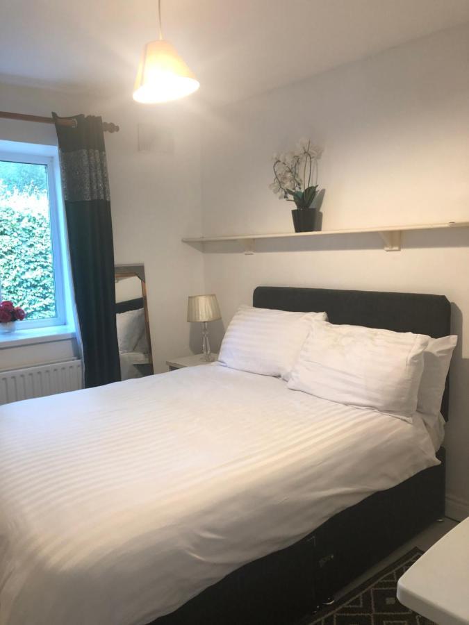 Private Room To Rent Midleton Exteriör bild
